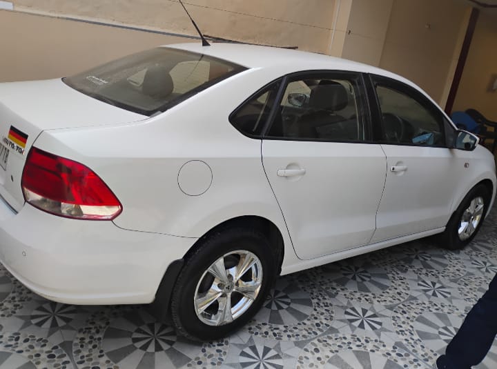 Volkswagen Vento(2010-2012) Comfortline Diesel